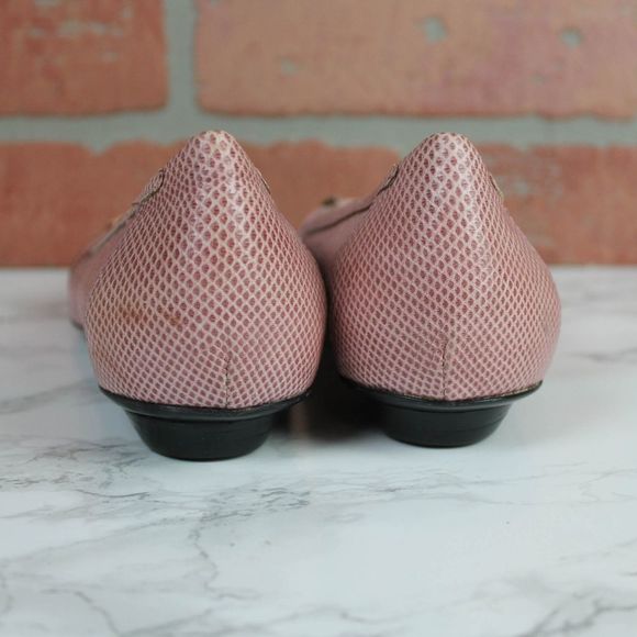 Ferragamo Pink Snake Loafers 6AA - Picture 4 of 7